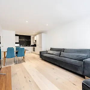https://apt-luxury-by-ocean-village-marina.bournemouth-hotels.org